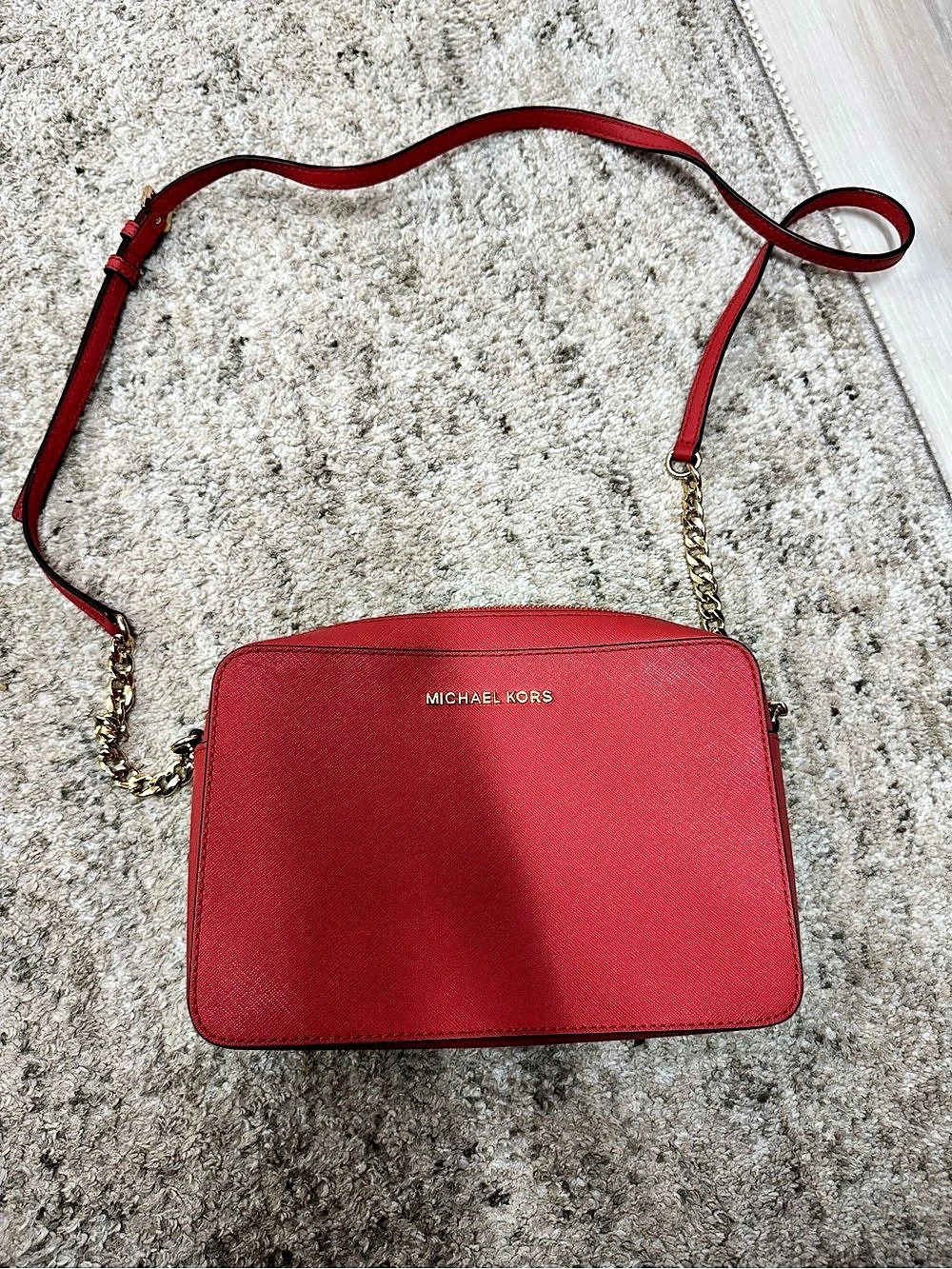 Michael Kors Jet Set Travel Medium Saffiano Leather Crossbody Bag Red